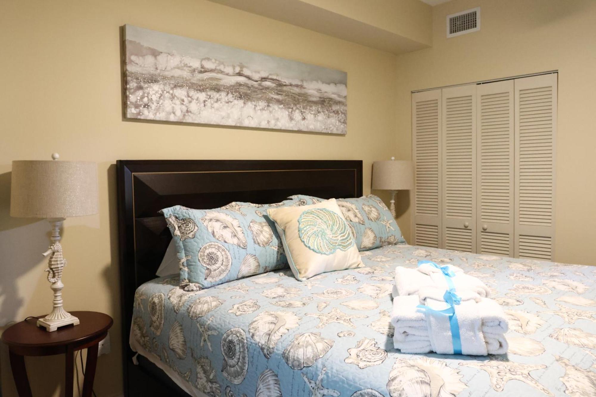 Aqua 1504 Beachfront Condo With Free Beach Chairs Panama City Beach Zewnętrze zdjęcie