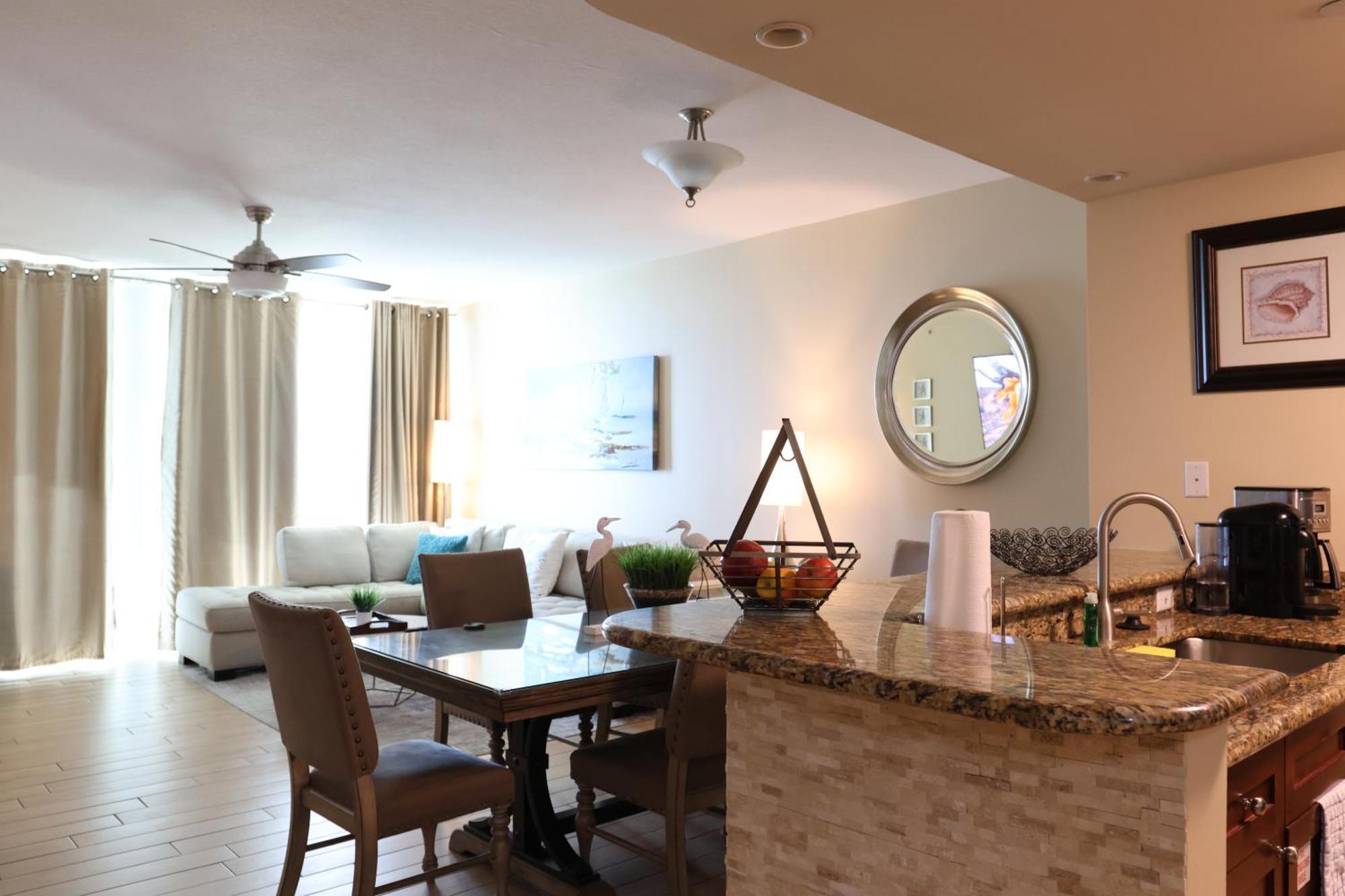 Aqua 1504 Beachfront Condo With Free Beach Chairs Panama City Beach Zewnętrze zdjęcie